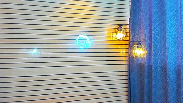 TheBatMansion Live XXX-chat