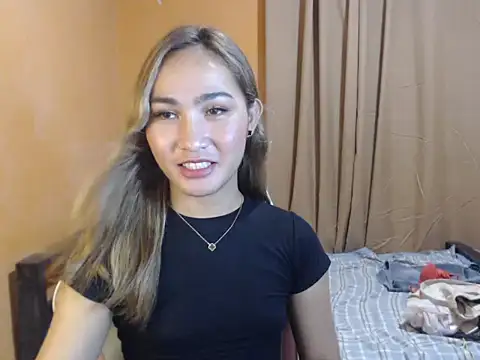 ur_Katrina69 Show in webcam