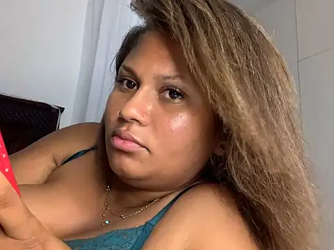 دردشة madell الجنسية المباشرة