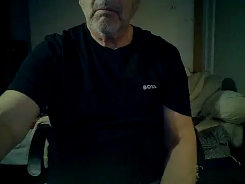 natotres@xh élő XXX-chatje