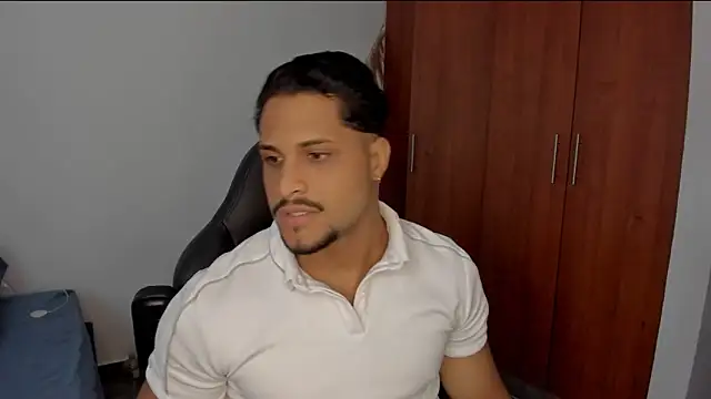 Pier_Simons Pertunjukan Webcam