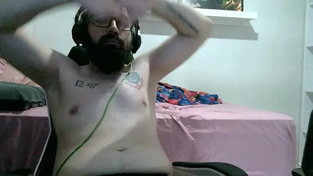 mustach3raid3r's Webcam Show