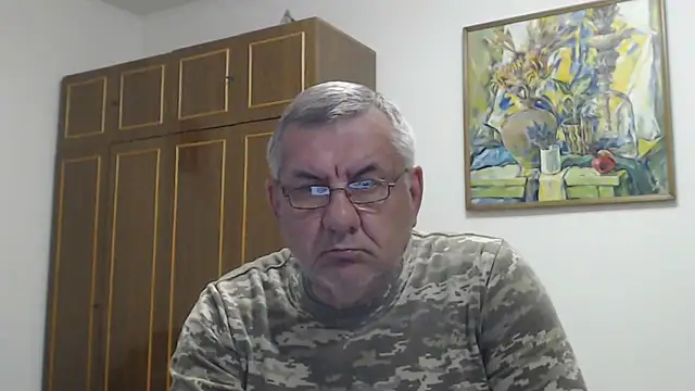 Show modela machomale3 na web-kameri