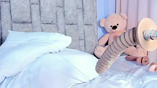 queen_yully 网络视讯表演