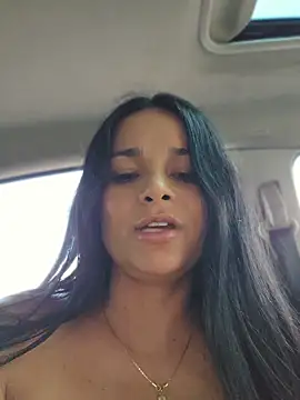 Pokazy przed kamerką – CataleyaRusso