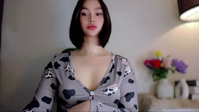 Anna_HollyDoll Pertunjukan Webcam