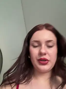 MaribelRiver Adlı Modelin Canlı XXX Sohbeti