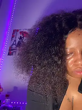 Chatroom XXX en direct de RainBougie