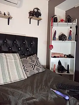 Chat +18 de MariaGaitan ao vivo