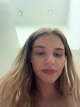 Chatroom XXX en direct de BARAVISHA