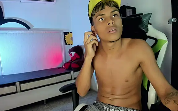 Angel_foxc_n Live XXX chat