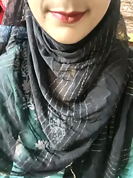 Indian-AleenaのライブXXXチャット