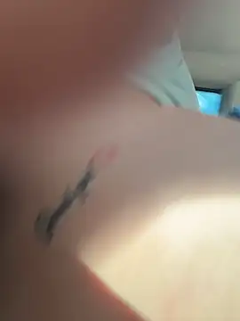 LIZ-06_ Live XXX-Chat