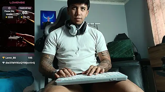 Nickhot0609: вебкам-шоу