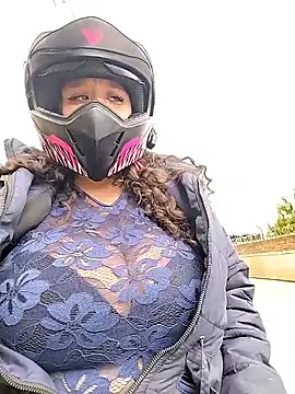 You-sexy-starr 现场XXX聊天