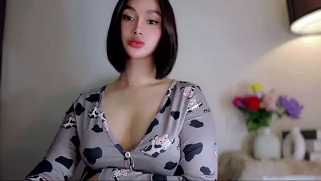 Anna_HollyDoll 在線直播表演
