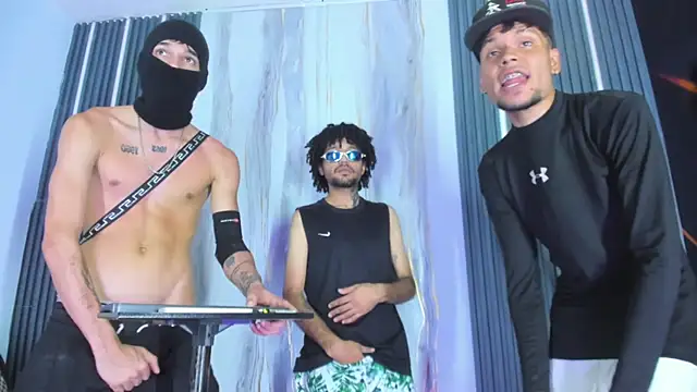 Josh_Hot_Sex Adlı Modelin Web Kamerası Şovu