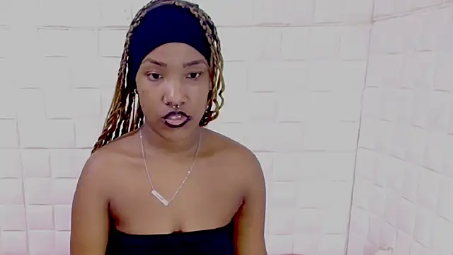 EroticSexyPrada's Live XXX Chat