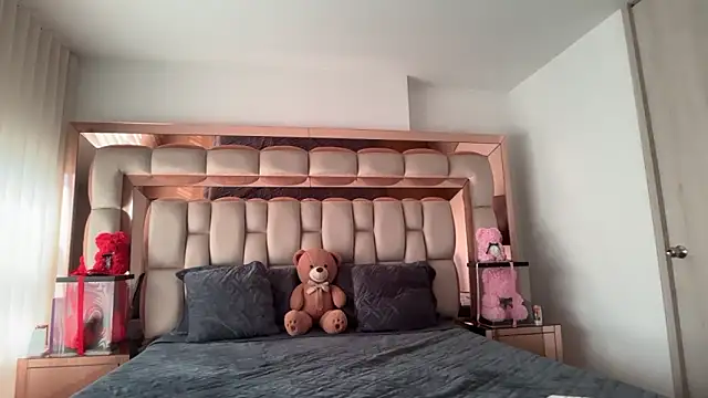 Chat +18 de candy-sam28 ao vivo