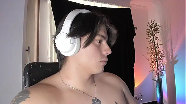 Giordano_Russo 라이브 XXX 채팅