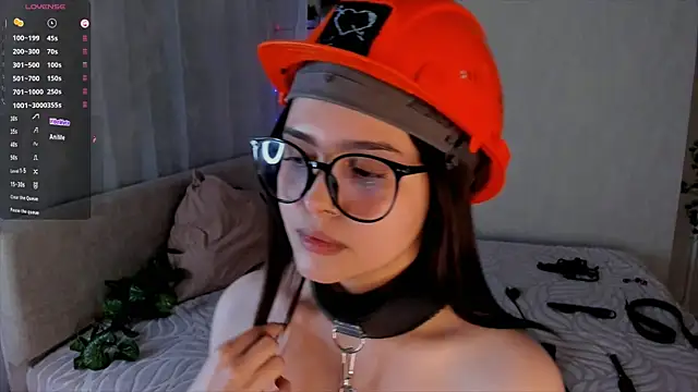 MarianneAuvil Live XXX-Chat