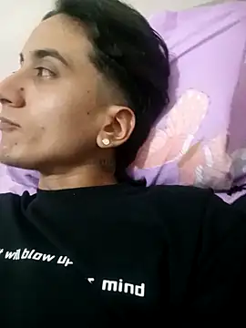 EsmeraldaNaim's Live XXX Chat