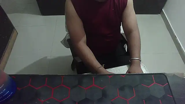 rentarob Adlı Modelin Canlı XXX Sohbeti