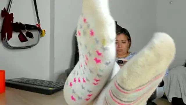 alma_fenix's Live XXX Chat