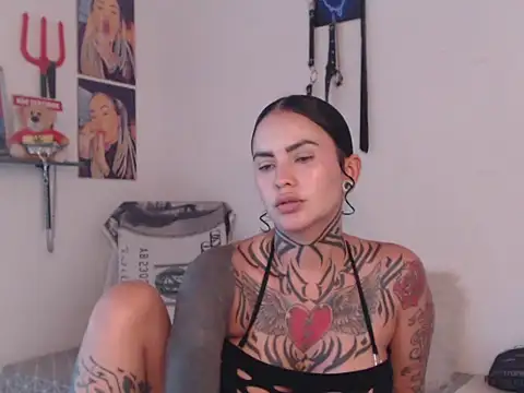 دردشة Perola__May الجنسية المباشرة