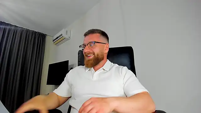 XXX chat uživo modela Findom_guy