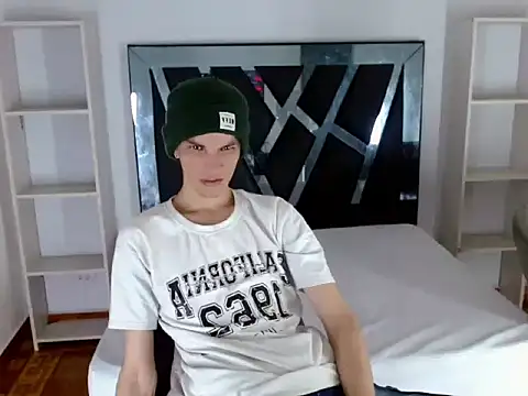 sora_jun webkamerás műsora