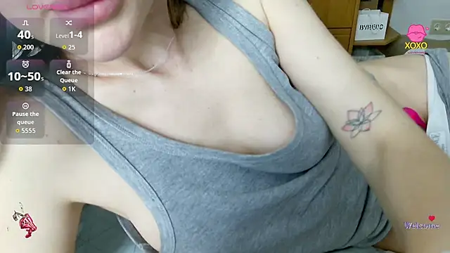 Owly_NZ Chat XXX in diretta