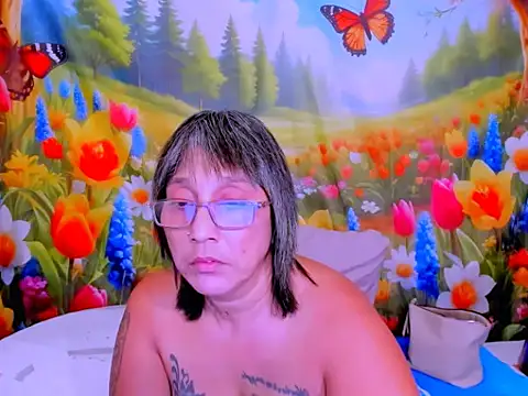 Živý XXX chat indianroxy