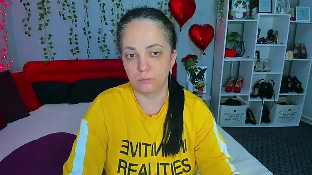 DarlingMilf Chat XXX in diretta