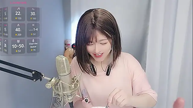 Tw_Sexynn Show in webcam