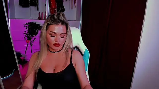 carry_radient: онлайн-секс-чат