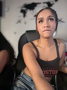 Chat +18 de Isabella-Teen ao vivo