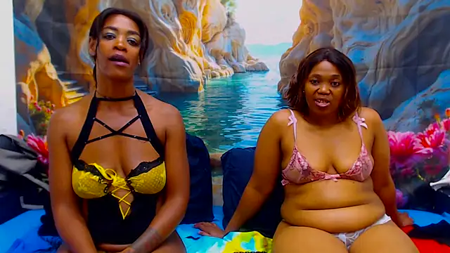 SweetSinAura Adlı Modelin Web Kamerası Şovu