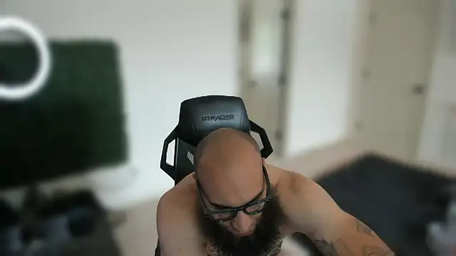 MastaWolfy Live XXX-Chat