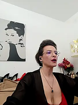 RebeccaNoble's Live XXX Chat