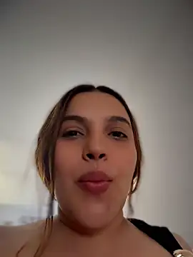 Colibri_xxx Chat XXX in diretta