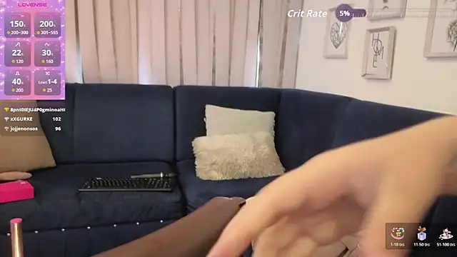 shy-vibes' Live XXX Chat