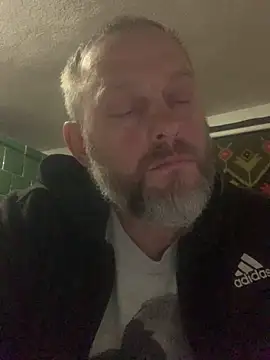 Show modela Frosl na web-kameri