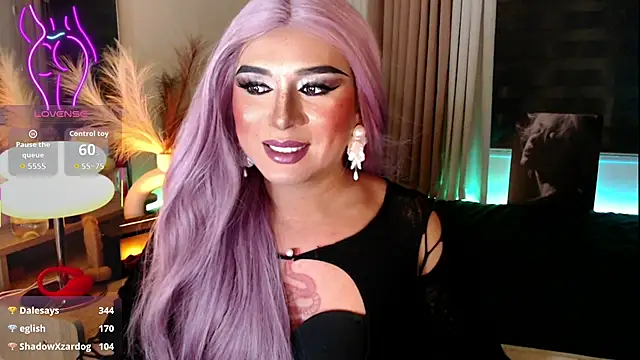 mslilly_croft Webcam show