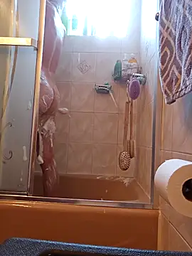 FrankieFuckMeのライブXXXチャット