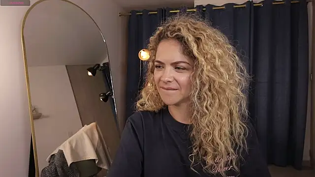 Chat XXX en directo de _Velora