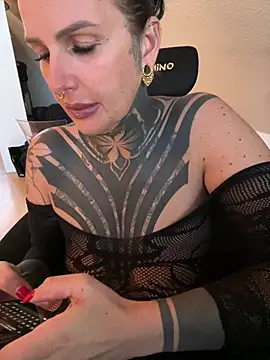 KathaleaNoirn Webbikameraesitys