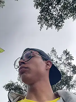 Andres_boy252 网络视讯表演