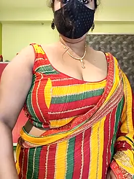 Poly_bhabi Adlı Modelin Canlı XXX Sohbeti