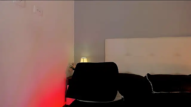 NataliaBuiles Chat XXX in diretta